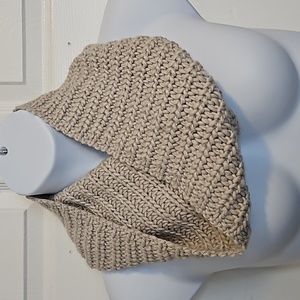 GAP, knit, beige, infinity scarf.